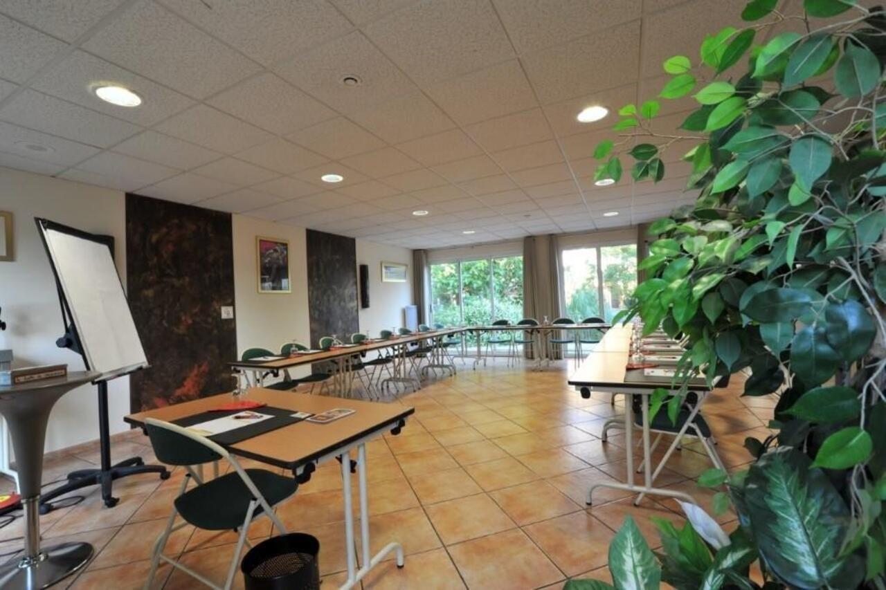 The Originals City, Hotel Nimes Costieres, Ex Inter Hotel Εξωτερικό φωτογραφία