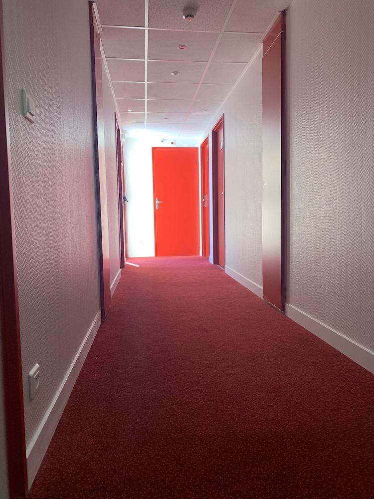 The Originals City, Hotel Nimes Costieres, Ex Inter Hotel Εξωτερικό φωτογραφία