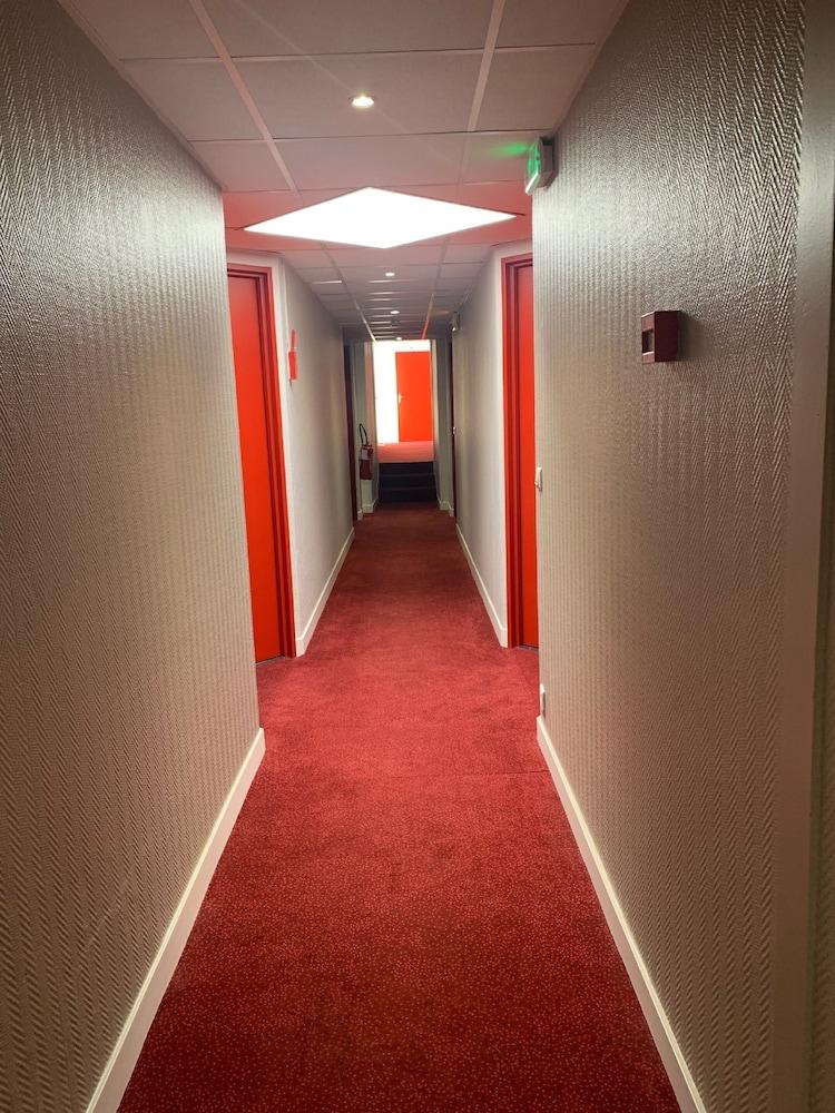 The Originals City, Hotel Nimes Costieres, Ex Inter Hotel Εξωτερικό φωτογραφία