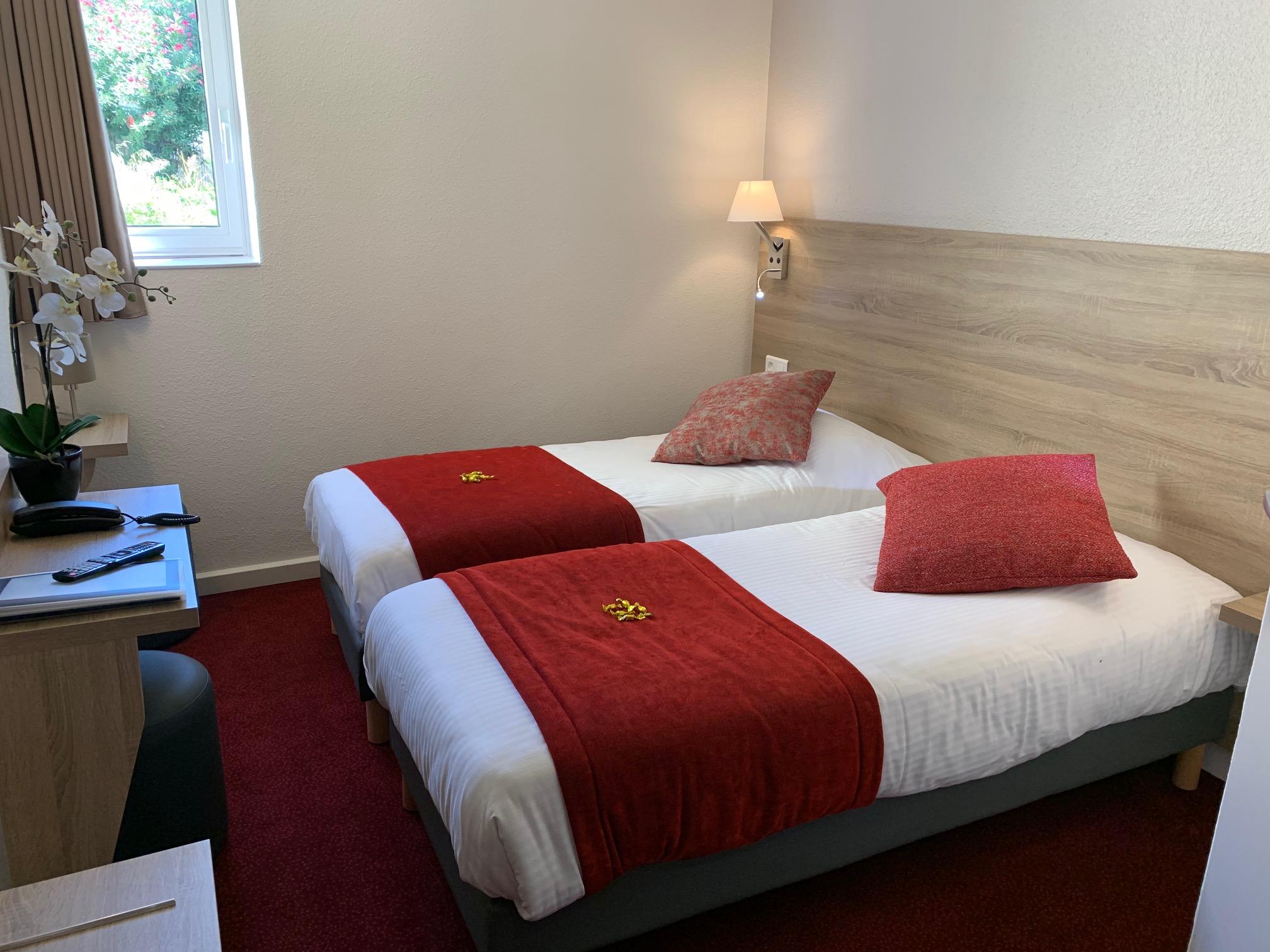 The Originals City, Hotel Nimes Costieres, Ex Inter Hotel Εξωτερικό φωτογραφία