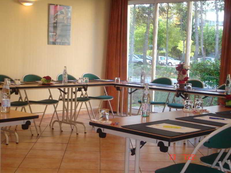 The Originals City, Hotel Nimes Costieres, Ex Inter Hotel Εξωτερικό φωτογραφία