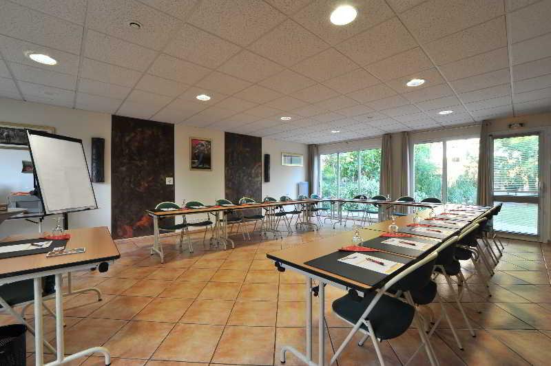 The Originals City, Hotel Nimes Costieres, Ex Inter Hotel Εξωτερικό φωτογραφία